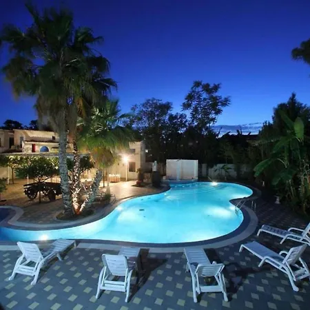 Regent Beachotel Otel 4*